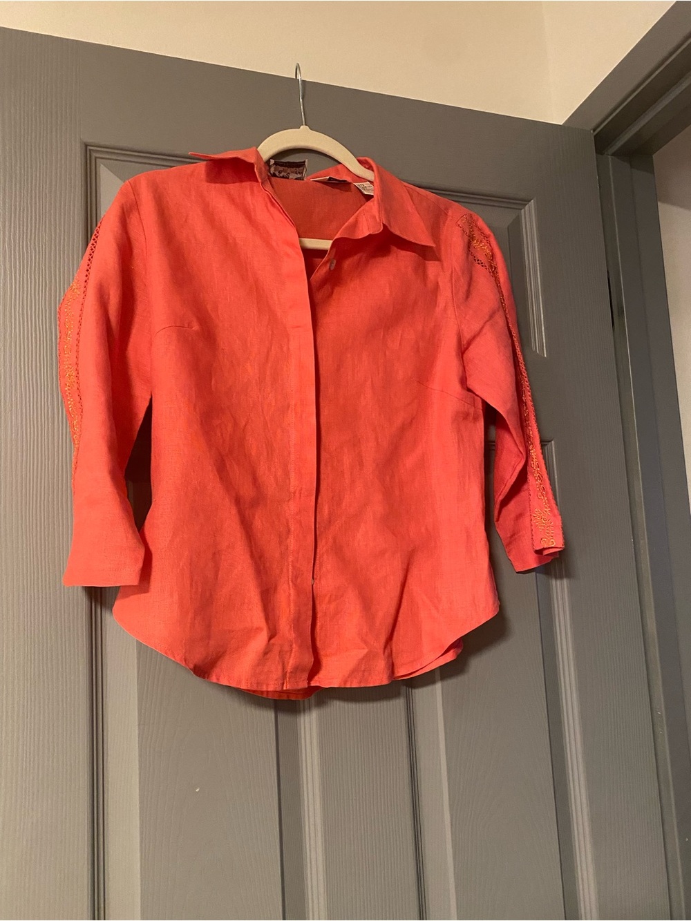 Richard Malcolm Petite Coral Linen Button-Up Shirt